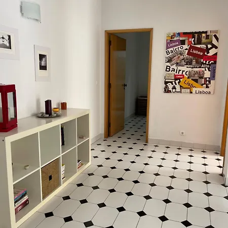 Enjoy Ocean Life At Costa Da Caparica! Costa de Caparica