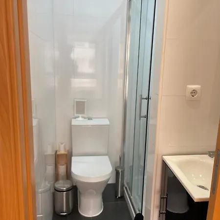 Enjoy Ocean Life At Costa Da Caparica! Costa de Caparica