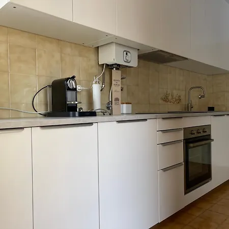 Enjoy Ocean Life At Costa Da Caparica! * Costa de Caparica