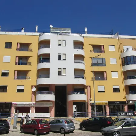 Enjoy Ocean Life At Costa Da Caparica! Apartman *