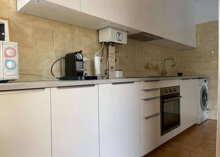 Enjoy Ocean Life At Costa Da Caparica! * Кошта-да-Капарика