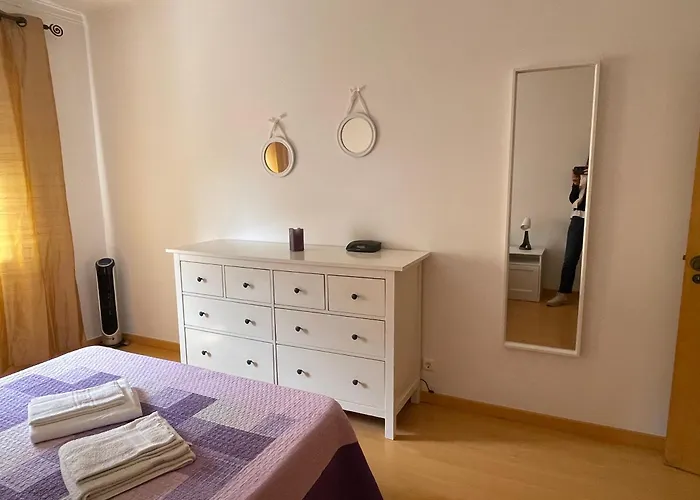 Enjoy Ocean Life At Costa Da Caparica! Апартаменты