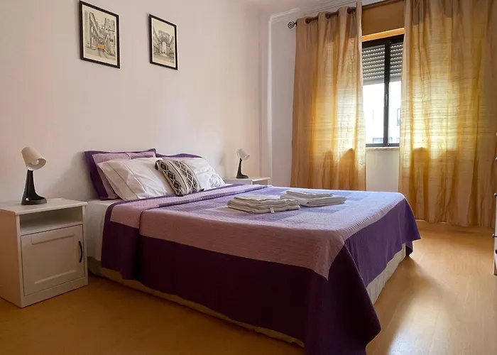 Enjoy Ocean Life At Costa Da Caparica! Апартаменты *